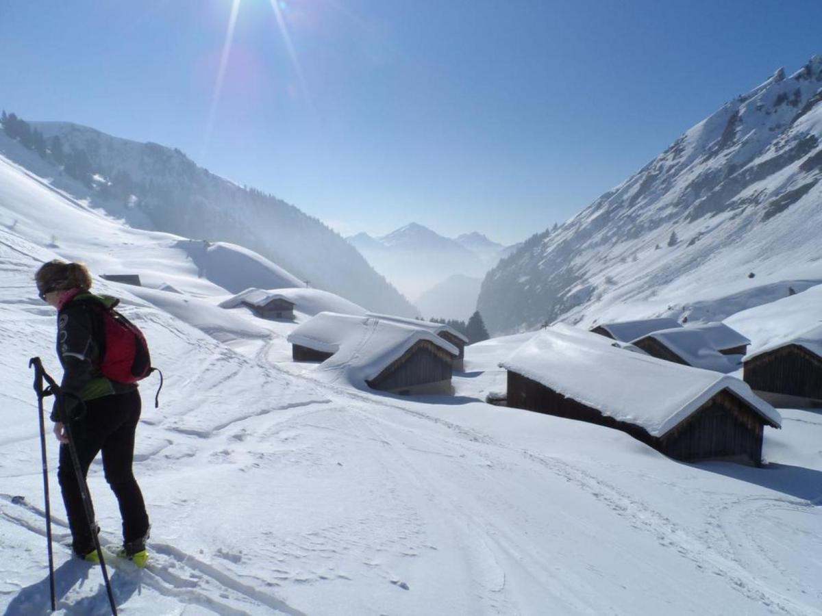 Le 211,Ski Et Randonnee, Lave Linge ,Parking Bernex Luaran gambar