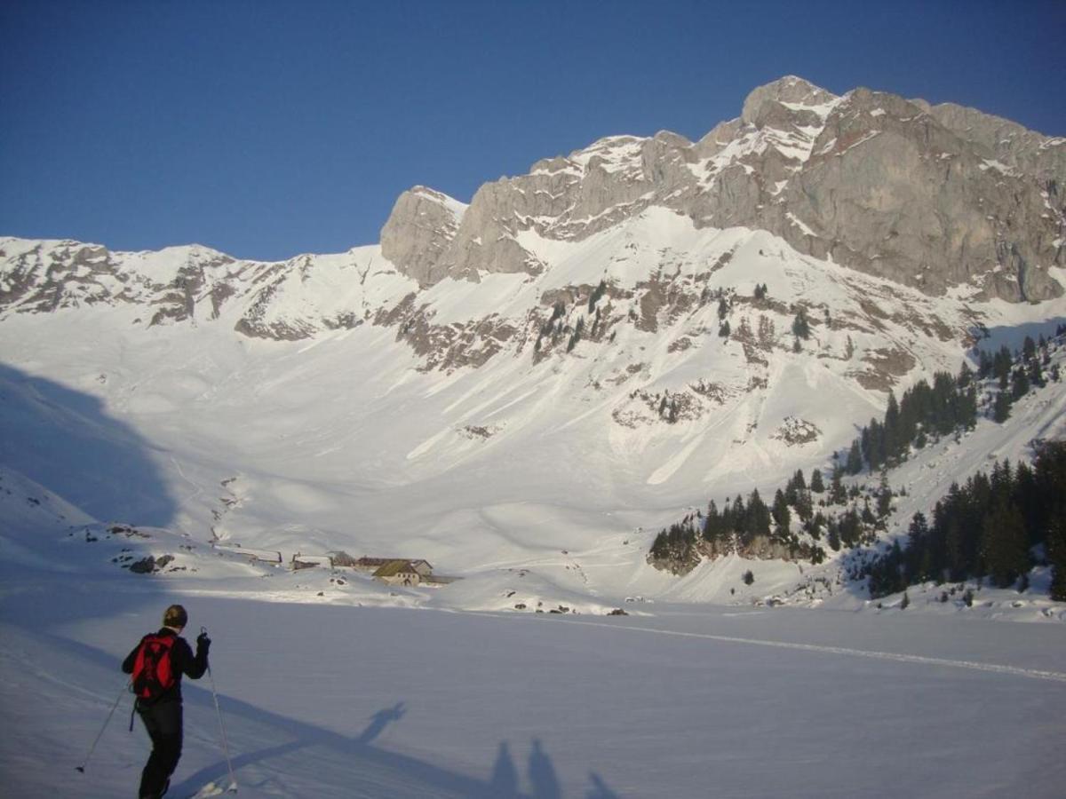 Le 211,Ski Et Randonnee, Lave Linge ,Parking Bernex Luaran gambar